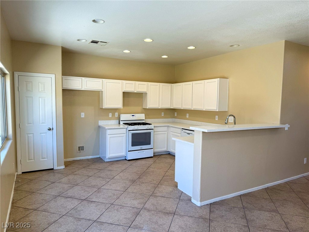 3736 Gallowtree Avenue Property Photo 4