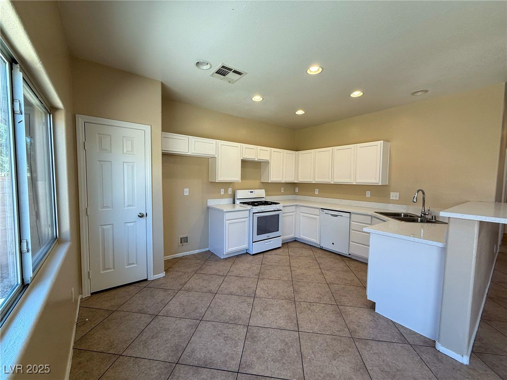 3736 Gallowtree Avenue Property Photo 6