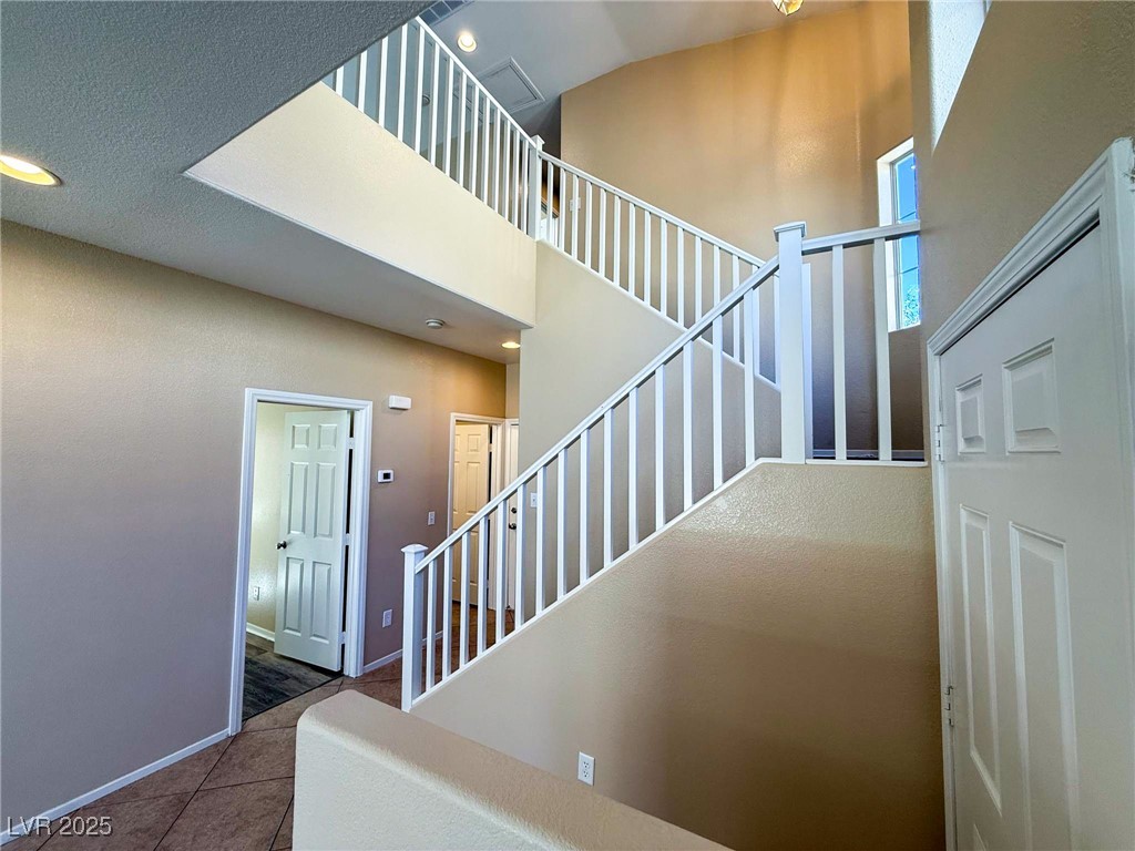 3736 Gallowtree Avenue Property Photo 9