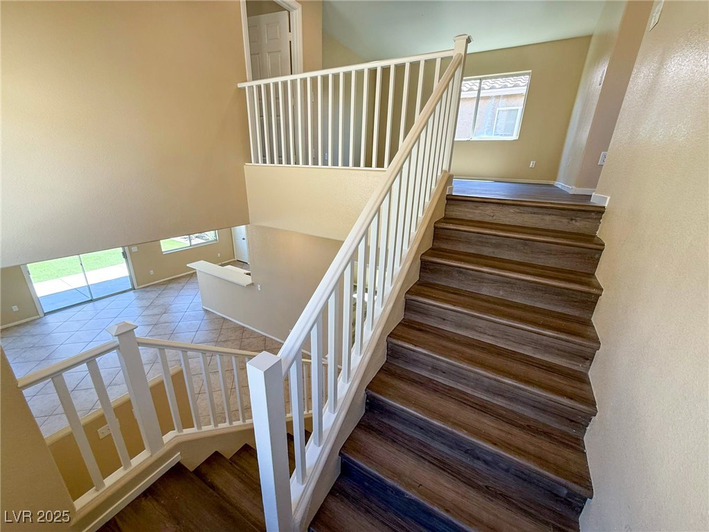 3736 Gallowtree Avenue Property Photo 18