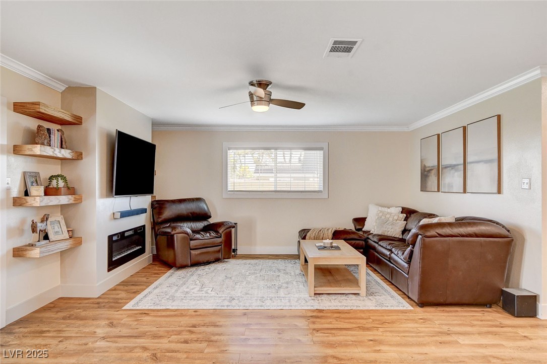 925 Alan Shepard Street Property Photo 14