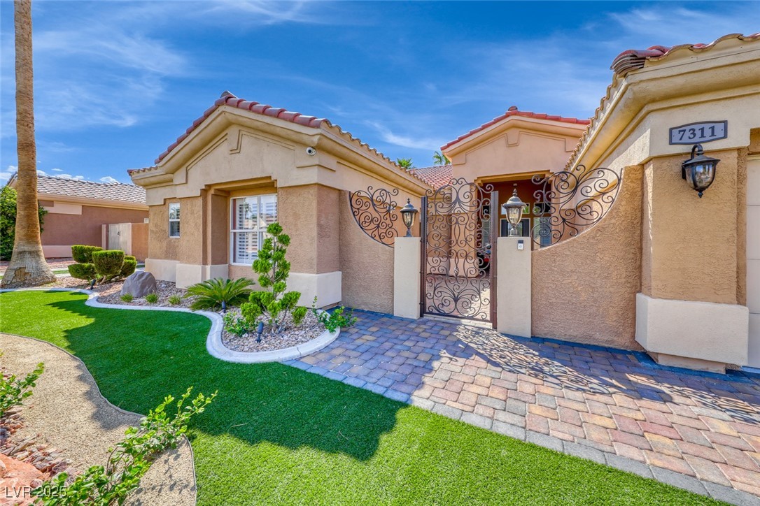 7311 Chaparral Cove Lane Property Photo 2