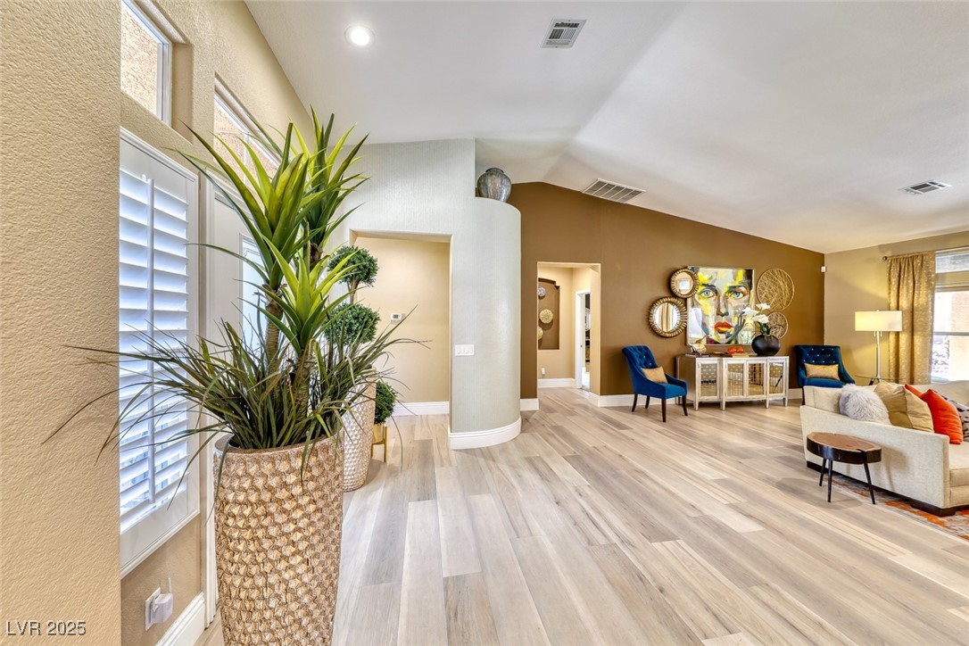 7311 Chaparral Cove Lane Property Photo 4