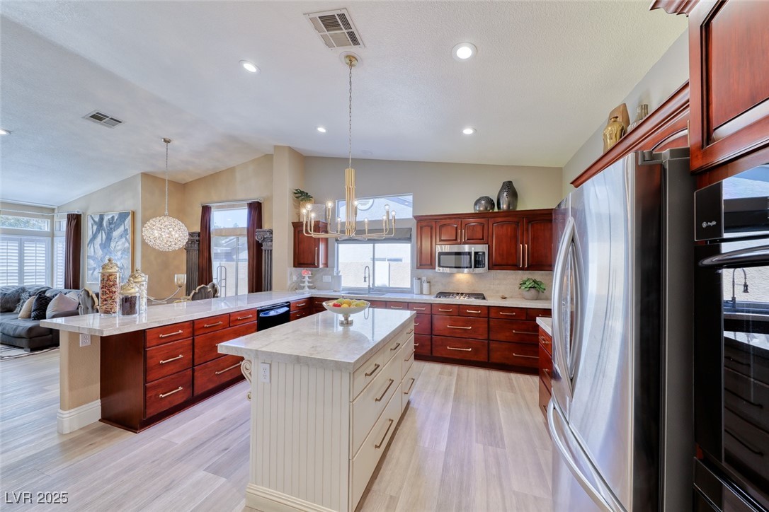 7311 Chaparral Cove Lane Property Photo 14