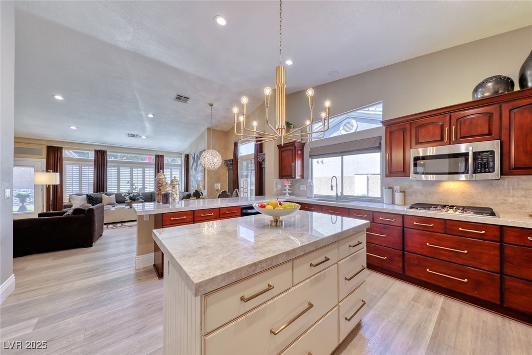 7311 Chaparral Cove Lane Property Photo 18