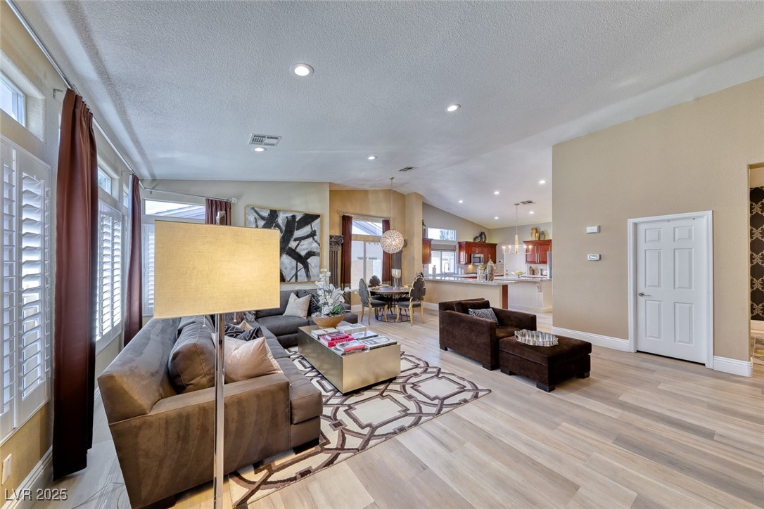 7311 Chaparral Cove Lane Property Photo 26