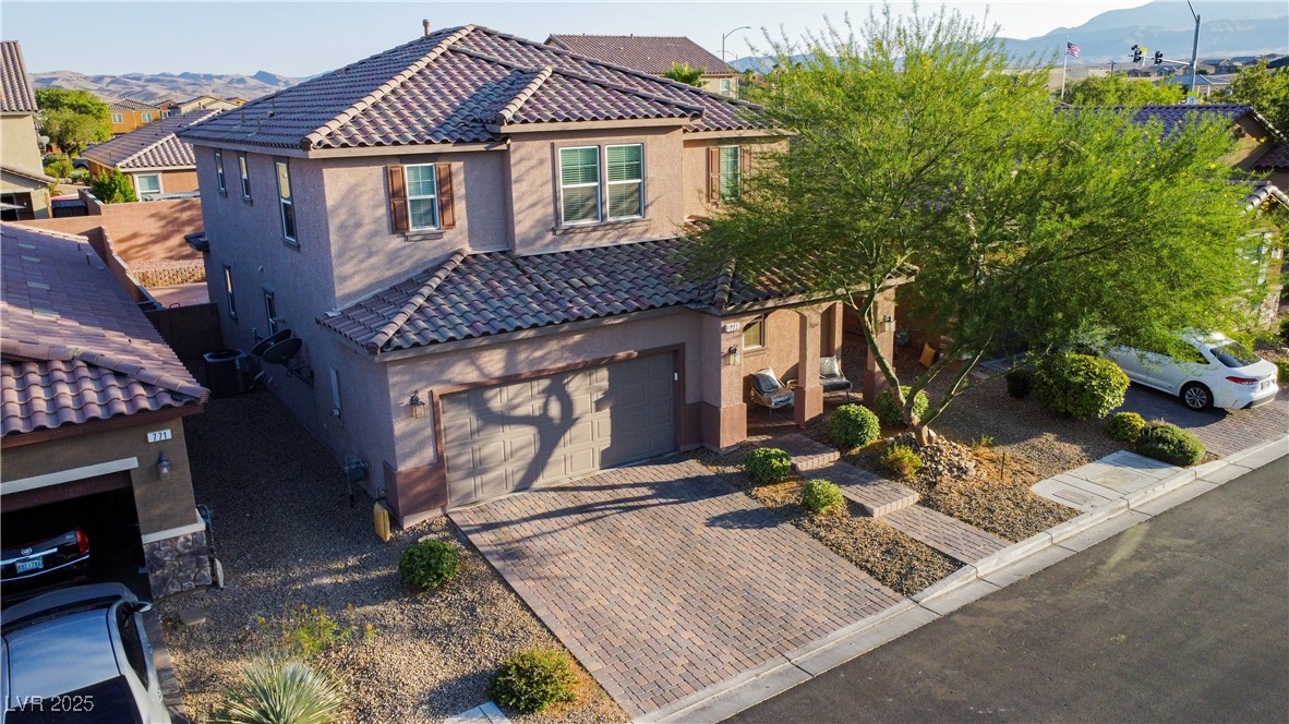 777 Star Apple Lane Property Photo 4