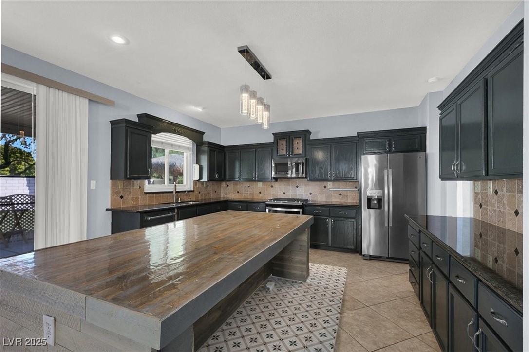 1306 Big Tree Avenue Property Photo 12