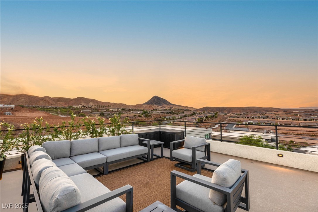12 Desert Lake Lane Property Photo 54