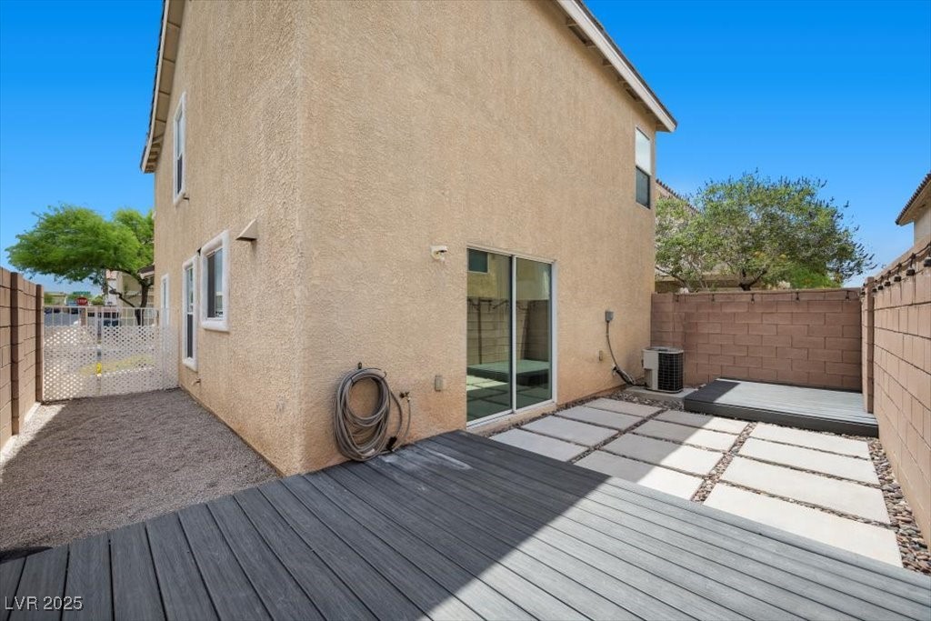 106 Basketflower Court Property Photo 21