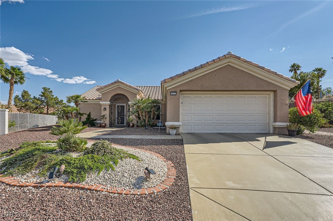 2401 Ocean Edge Court Property Photo 2