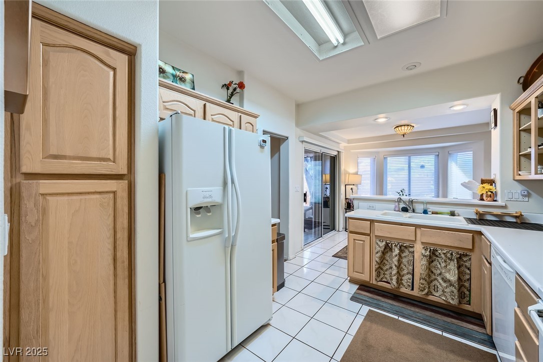 2401 Ocean Edge Court Property Photo 13