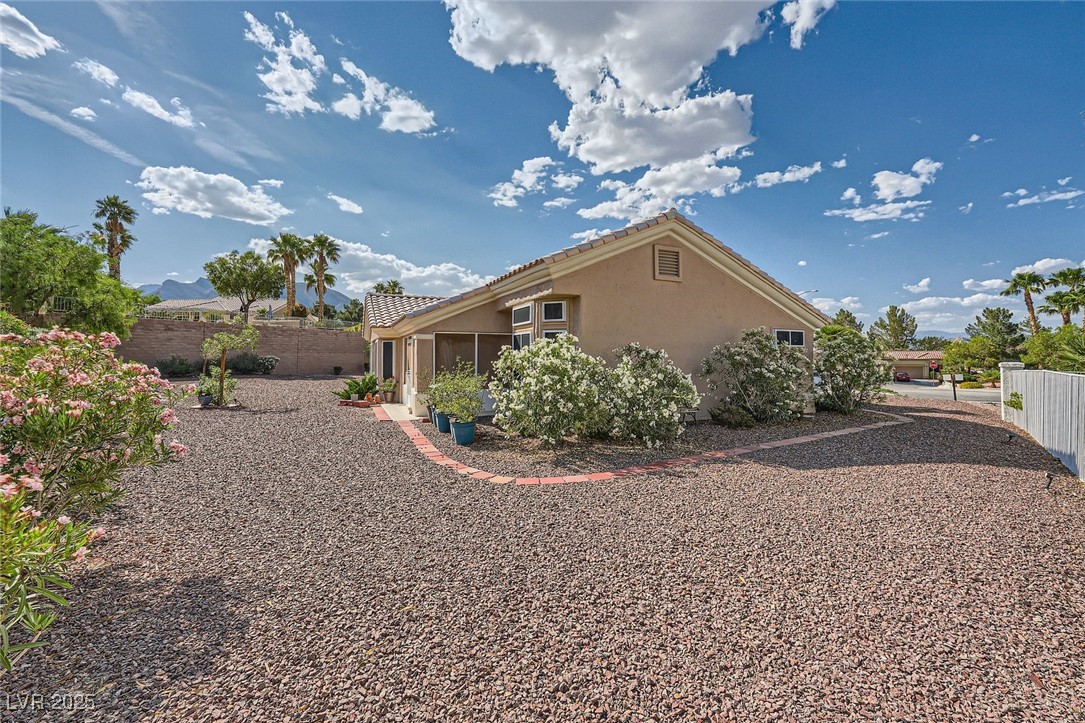 2401 Ocean Edge Court Property Photo 28
