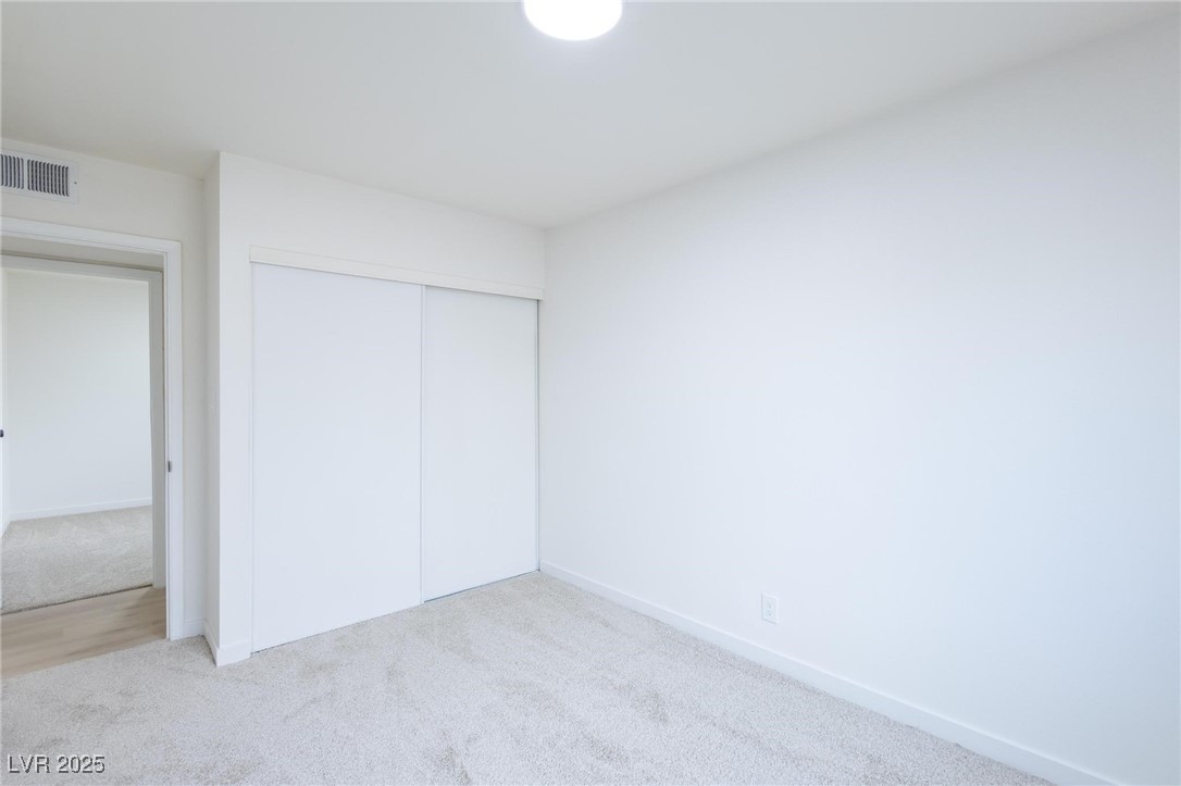 6170 West University Avenue Property Photo 20