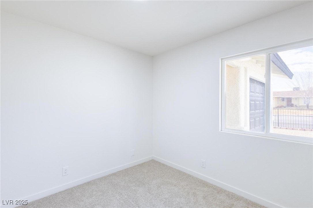 6170 West University Avenue Property Photo 24