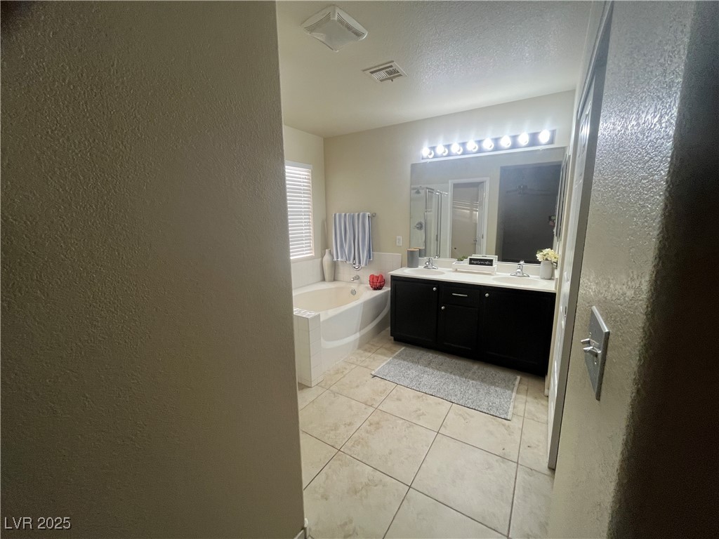 7137 Eyebright Street Property Photo 31