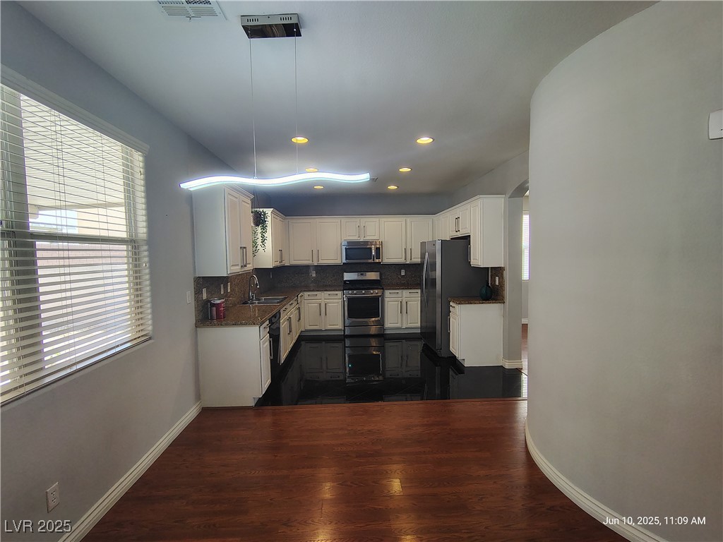 7166 Clear Range Avenue Property Photo 6