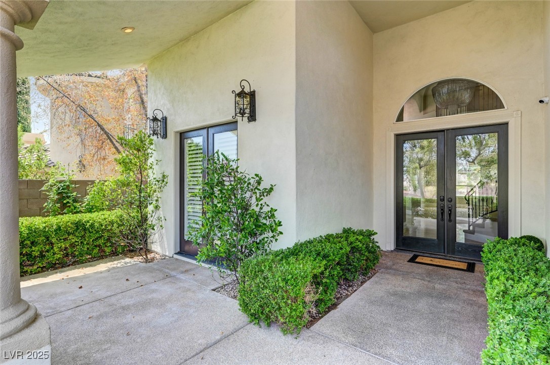 9813 Edgeview Place Property Photo 33