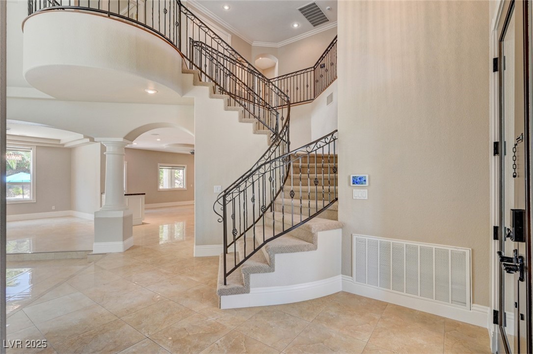 9813 Edgeview Place Property Photo 49