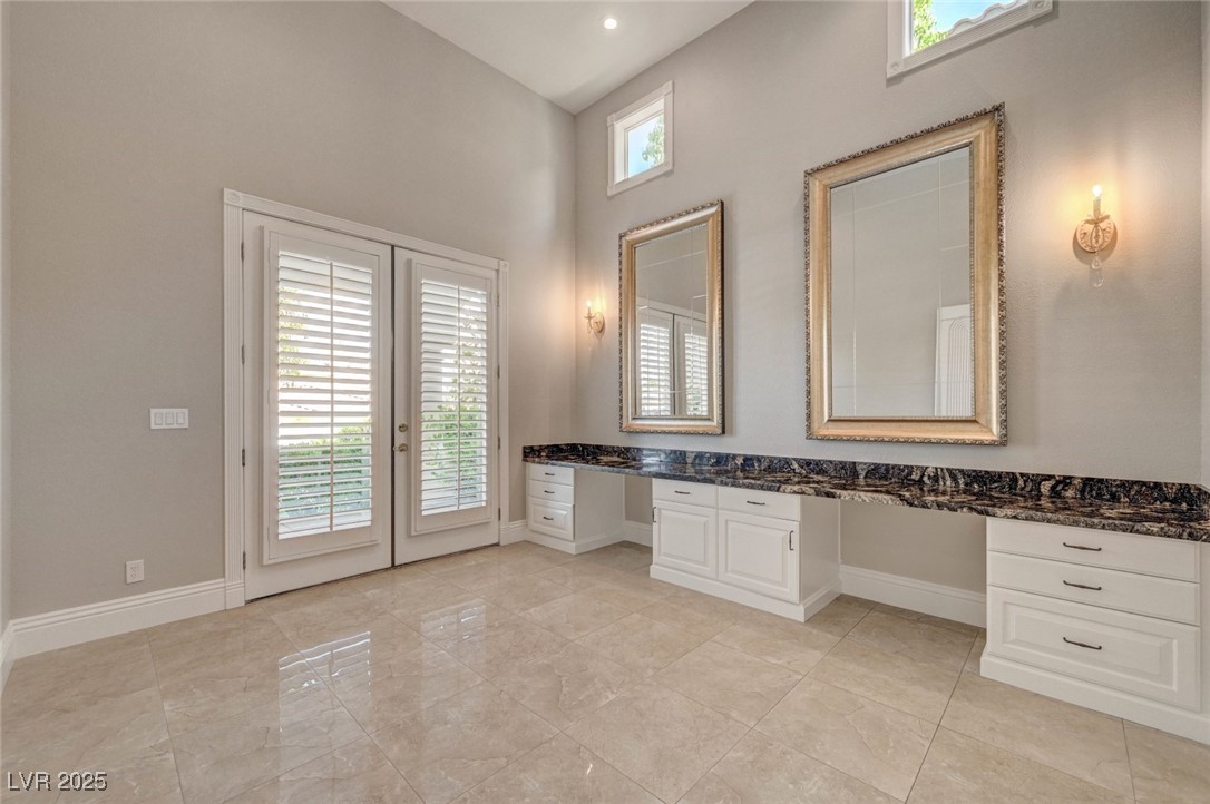 9813 Edgeview Place Property Photo 61