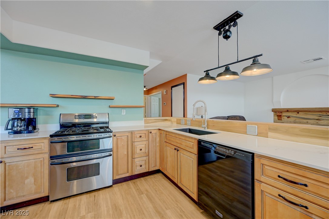 7528 Golden Yucca Drive Property Photo 15