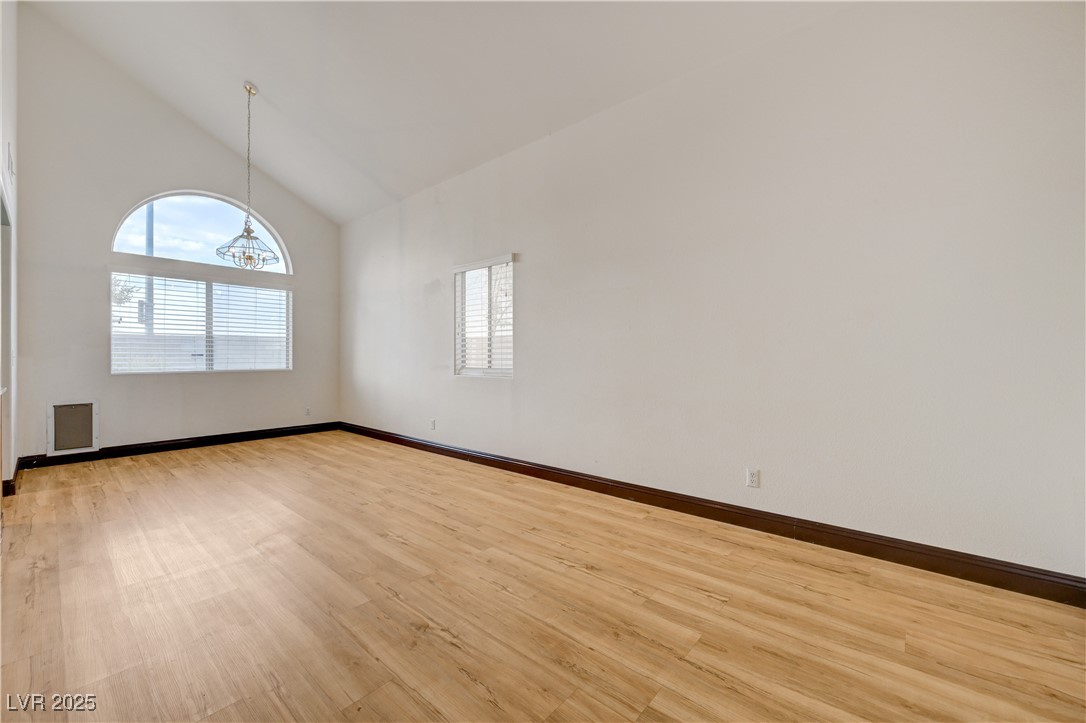 7528 Golden Yucca Drive Property Photo 27