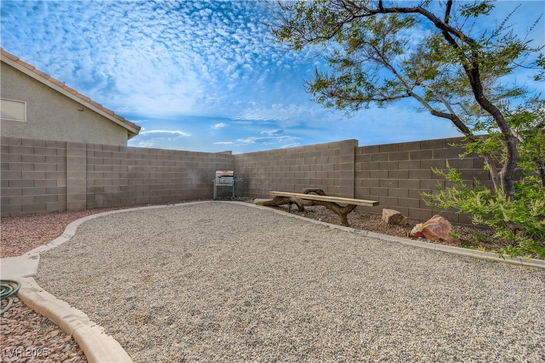7528 Golden Yucca Drive Property Photo 51