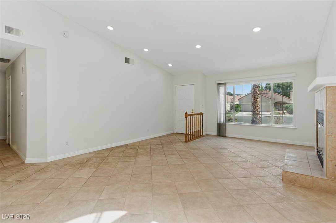 9116 Cypress Point Way Property Photo 5