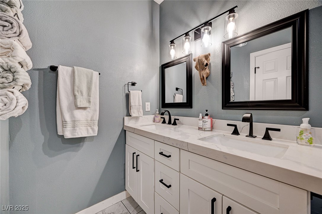 3013 Roseville Way Property Photo 34