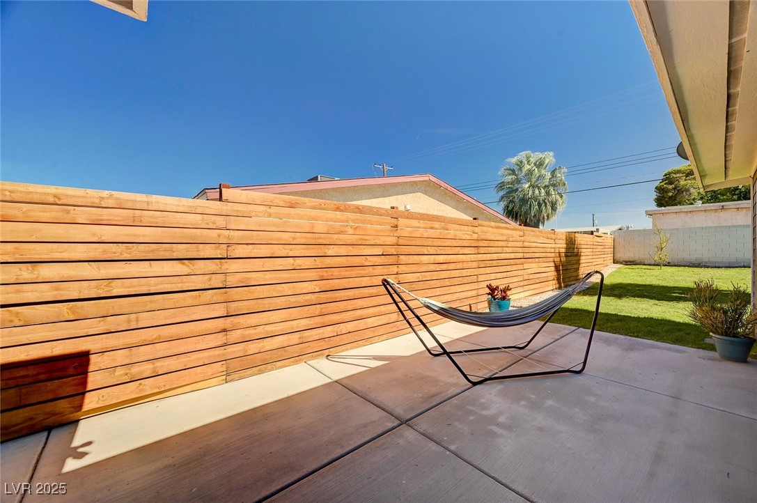 3013 Roseville Way Property Photo 41