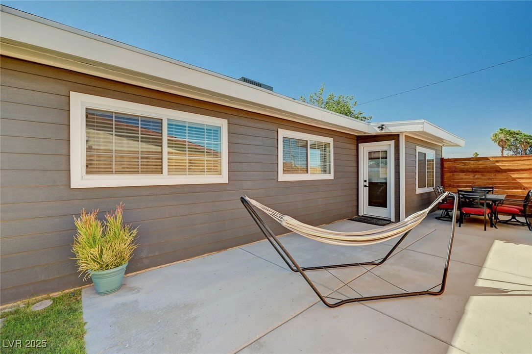 3013 Roseville Way Property Photo 46