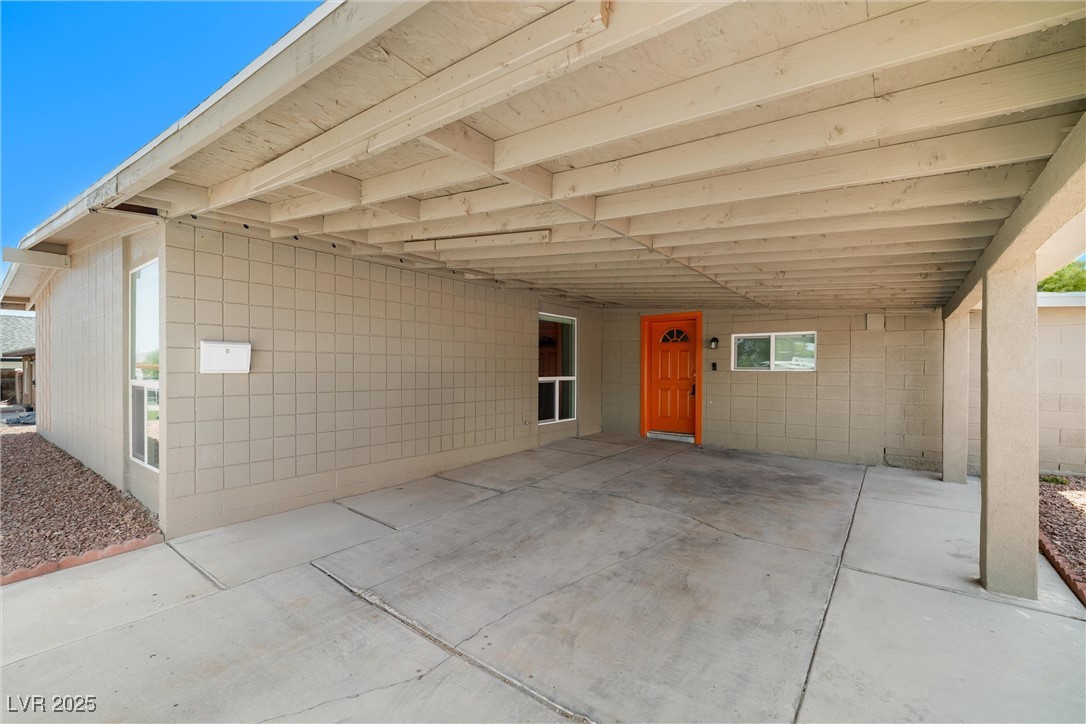 1915 Balboa Avenue Property Photo 3