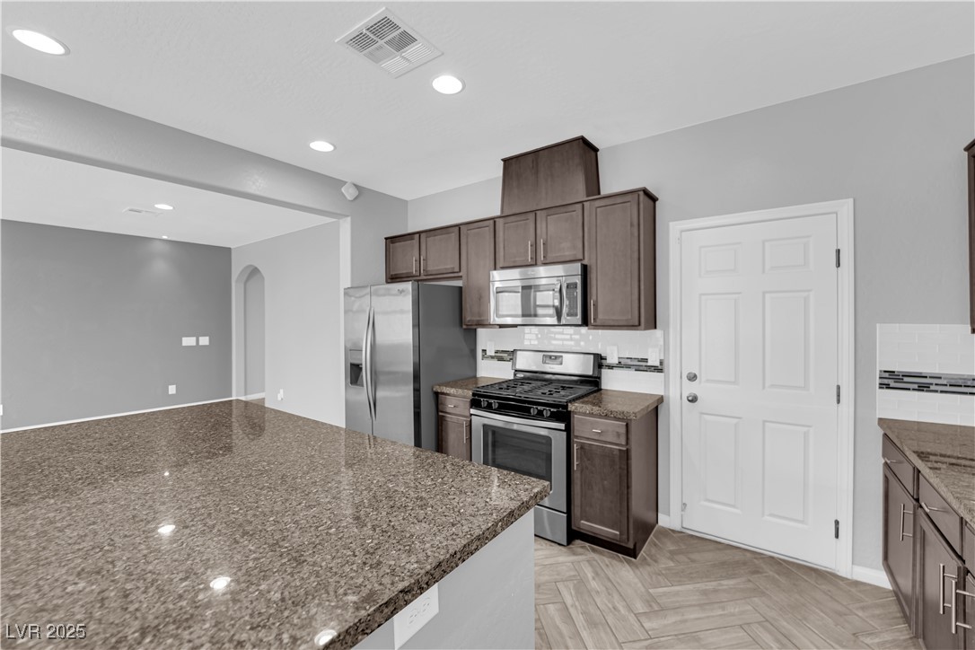 8809 Teton View Road Property Photo 6