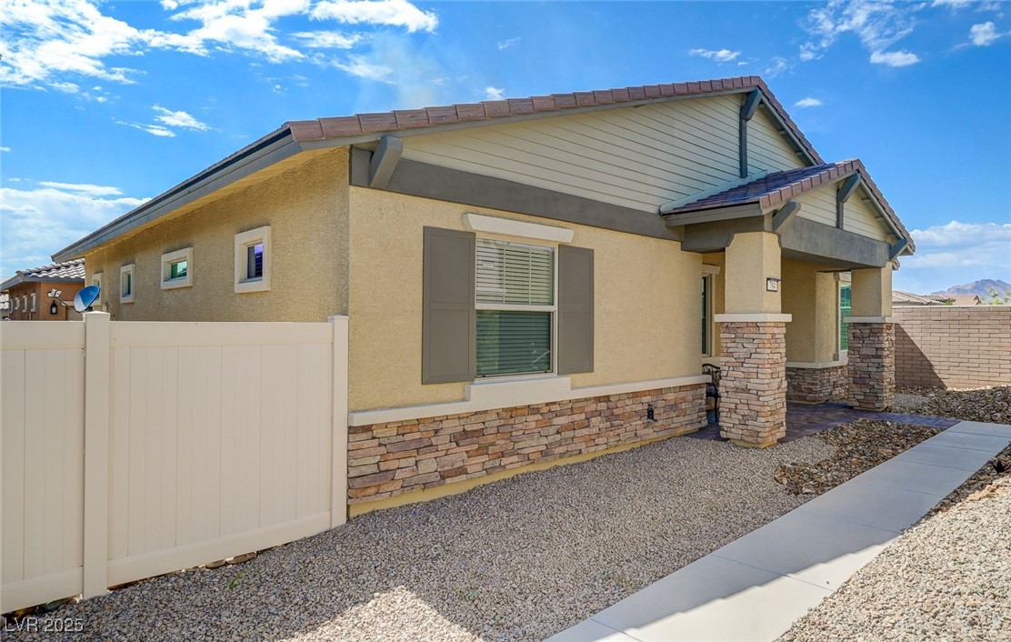 794 Sunny Sagebrush Street Property Photo 1