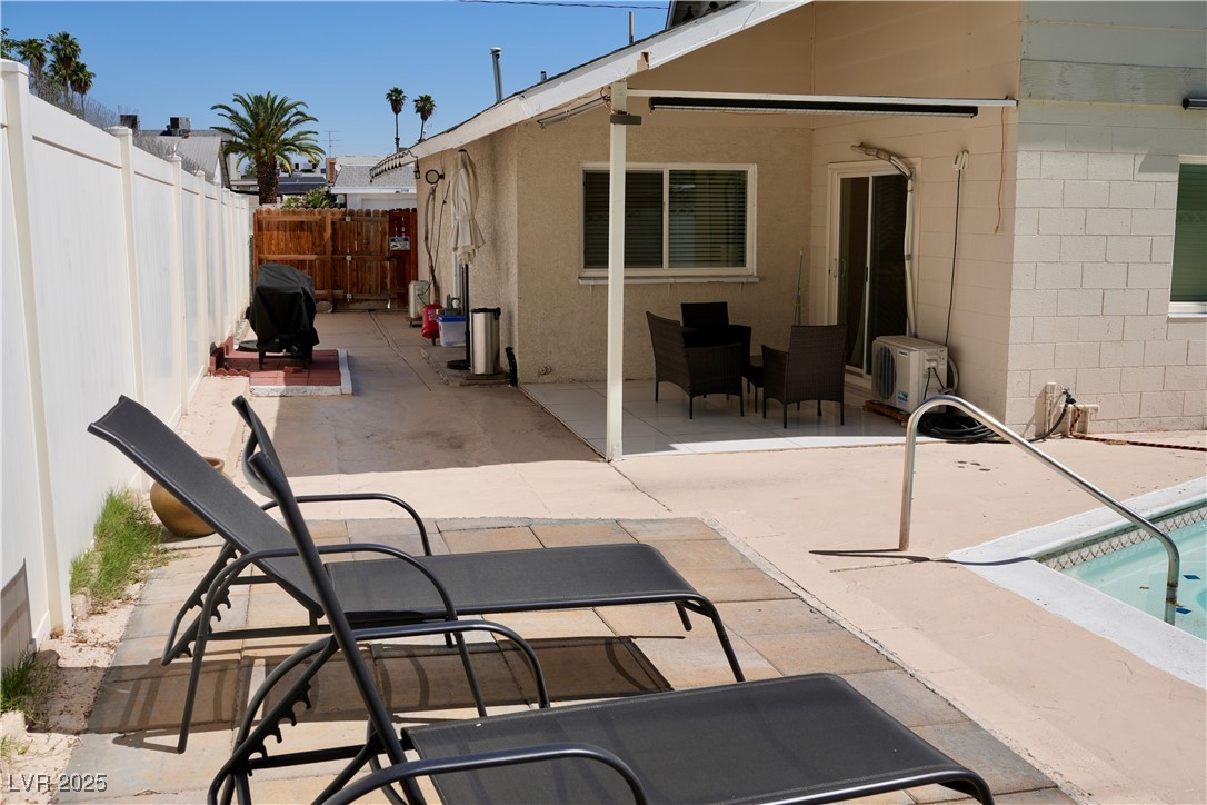 2659 Vegas Valley Drive Property Photo 21
