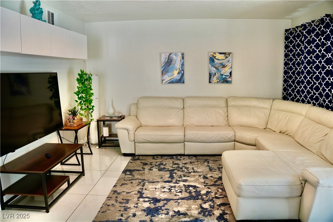 2659 Vegas Valley Drive Property Photo 22