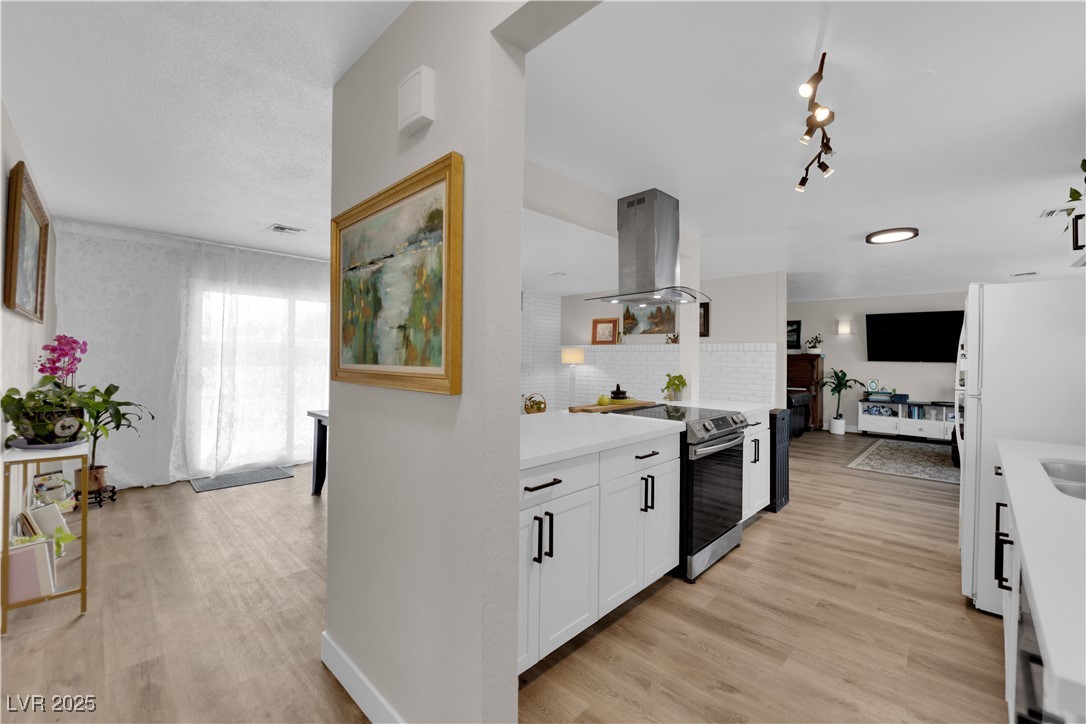 3509 Navajo Way Property Photo 8