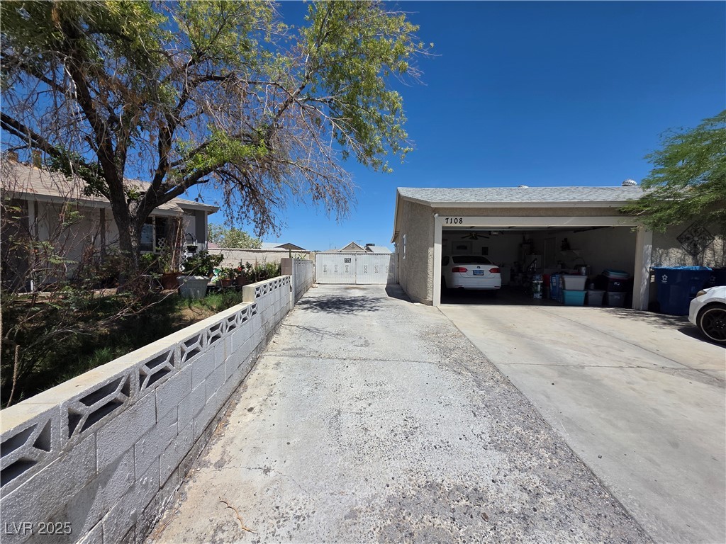 7108 Moon Court Property Photo 3