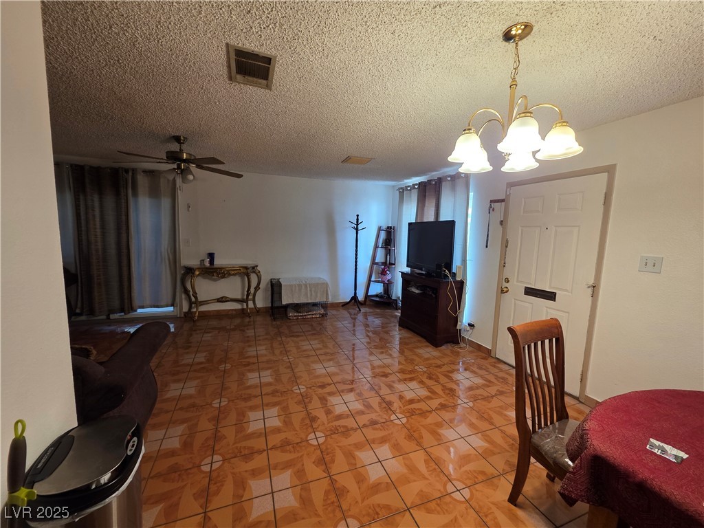 7108 Moon Court Property Photo 6