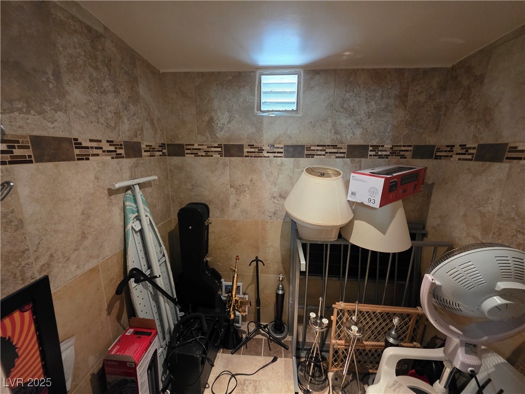 7108 Moon Court Property Photo 10