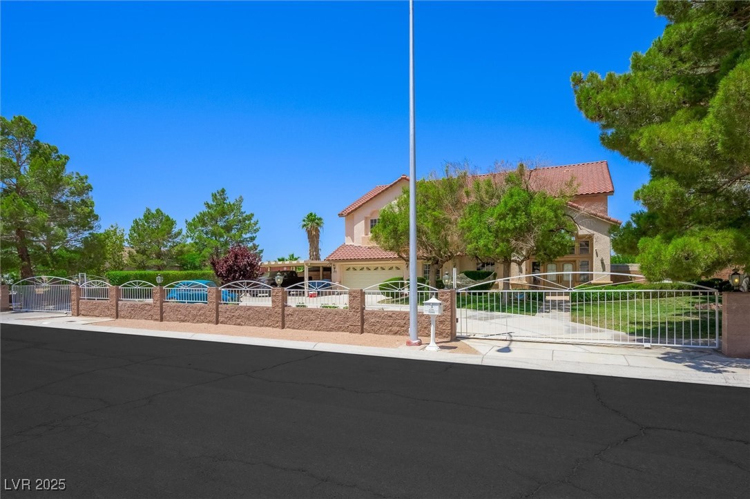 1345 Morning Sun Way Property Photo 3