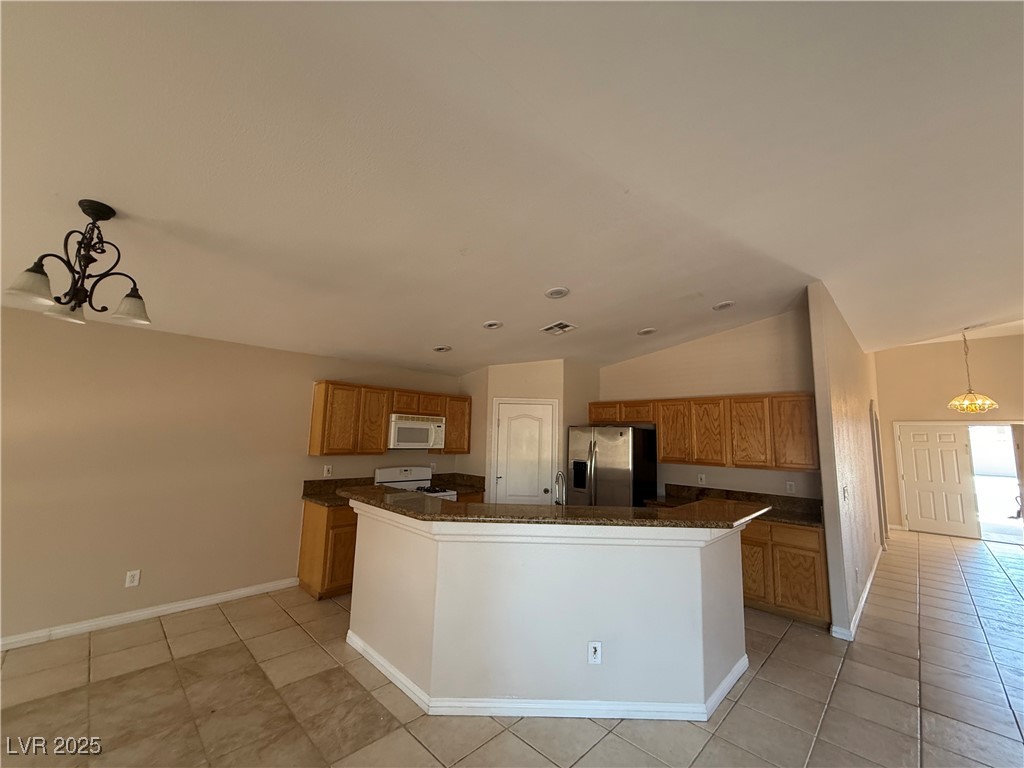 6607 Ruddock Drive Property Photo 9