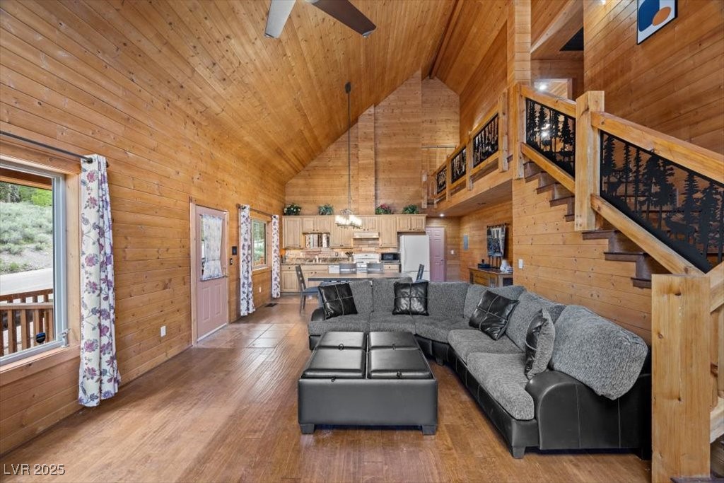 4830 Silver Tip Way Property Photo 8