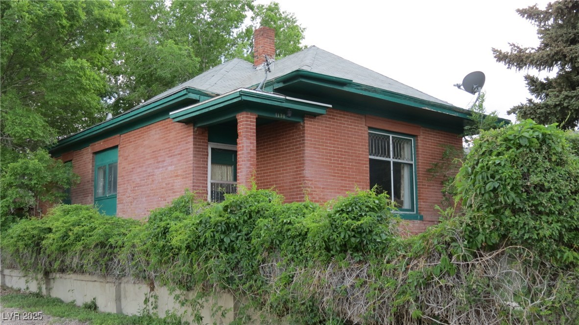 1136 Avenue G Property Photo 1