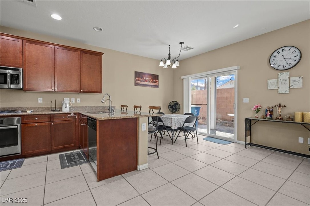 5667 Foxglove Field Street Property Photo 12