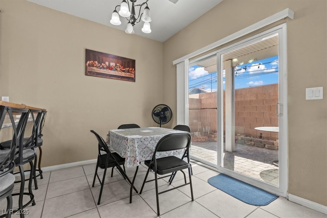 5667 Foxglove Field Street Property Photo 13