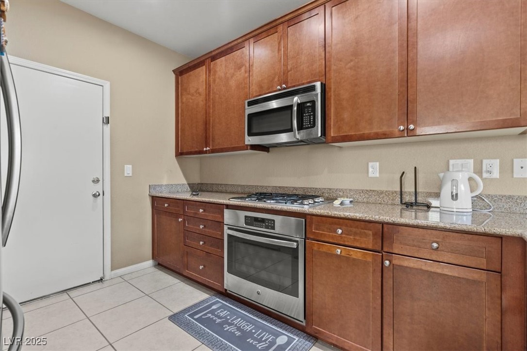 5667 Foxglove Field Street Property Photo 17