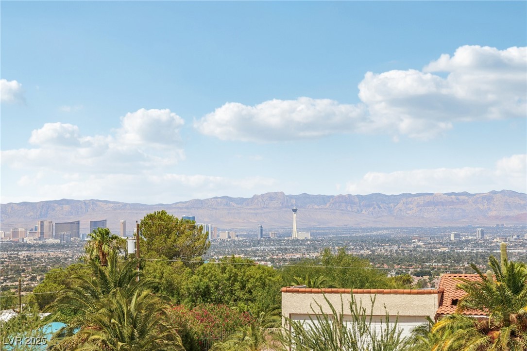 510 Los Feliz Street Property Photo 19