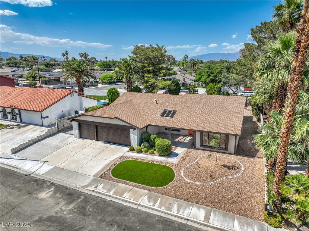 2504 La Solana Way Property Photo 21