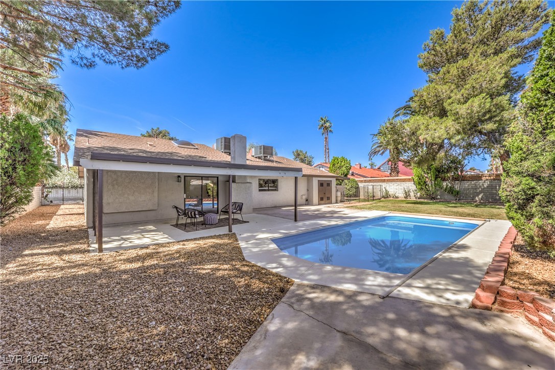 2504 La Solana Way Property Photo 22
